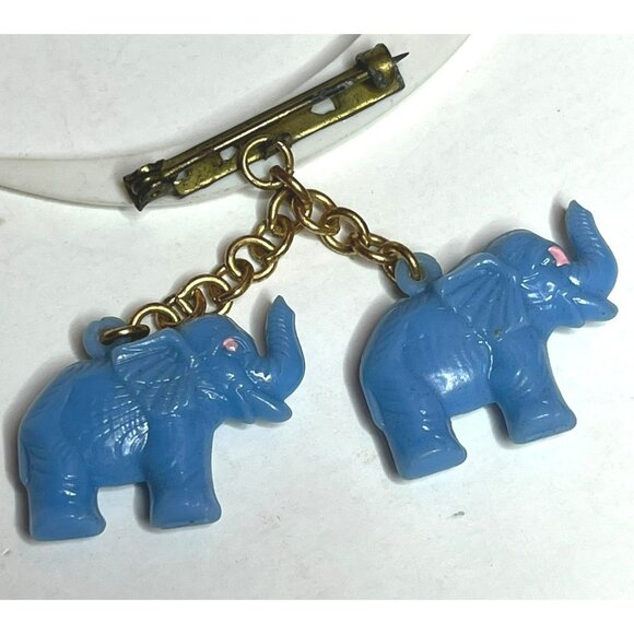 Vintage Brooch Plastic Celluloid Blue Elephants Hanging from Plastic Tusk - Picture 7 of 7